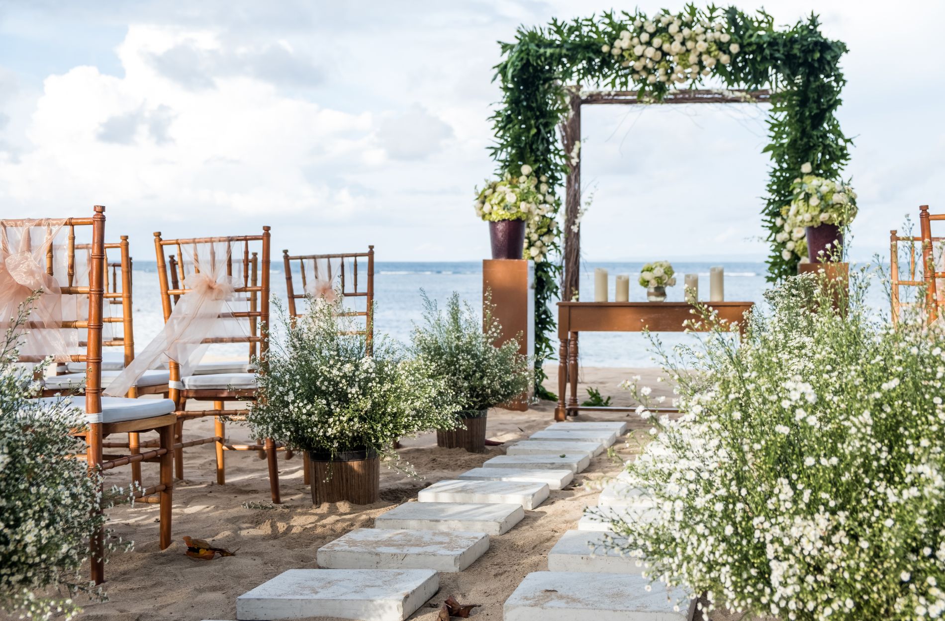 beach wedding